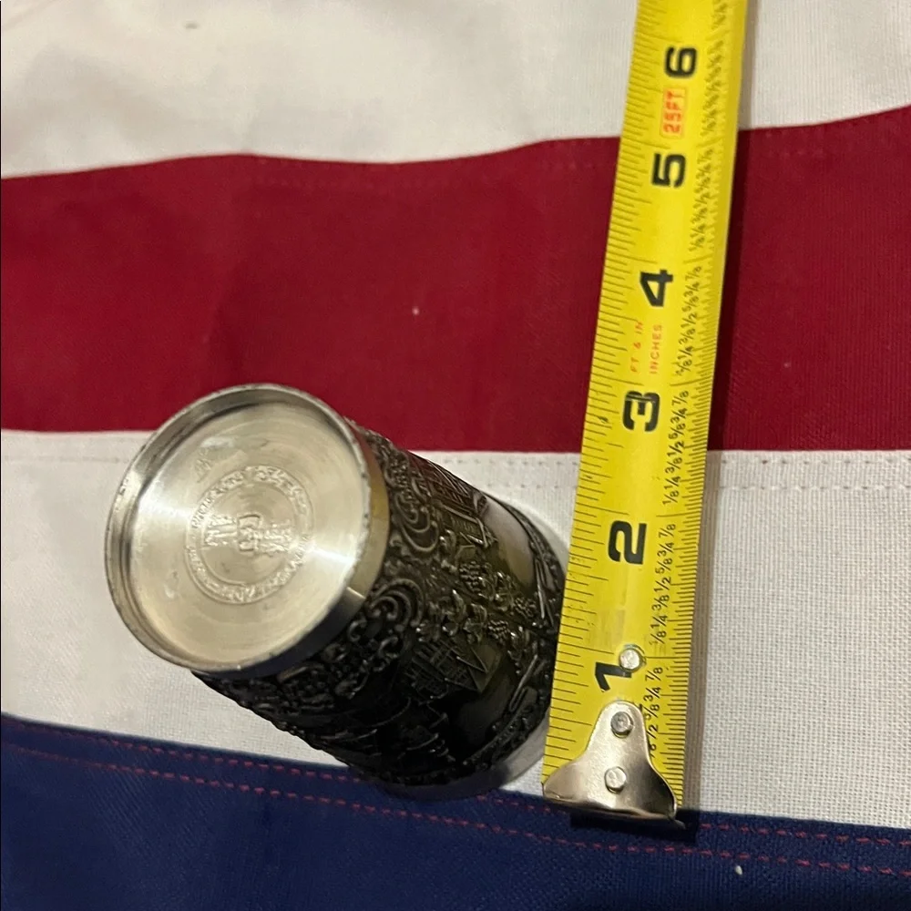 Silver-color Engraved German cup - Picture 5 of 5
